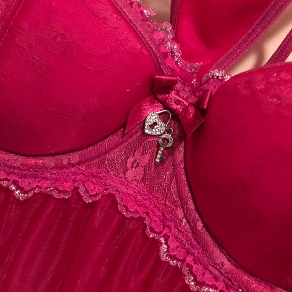 Victoria’s Secret 34B Babydoll Set - Picture 3 of 6